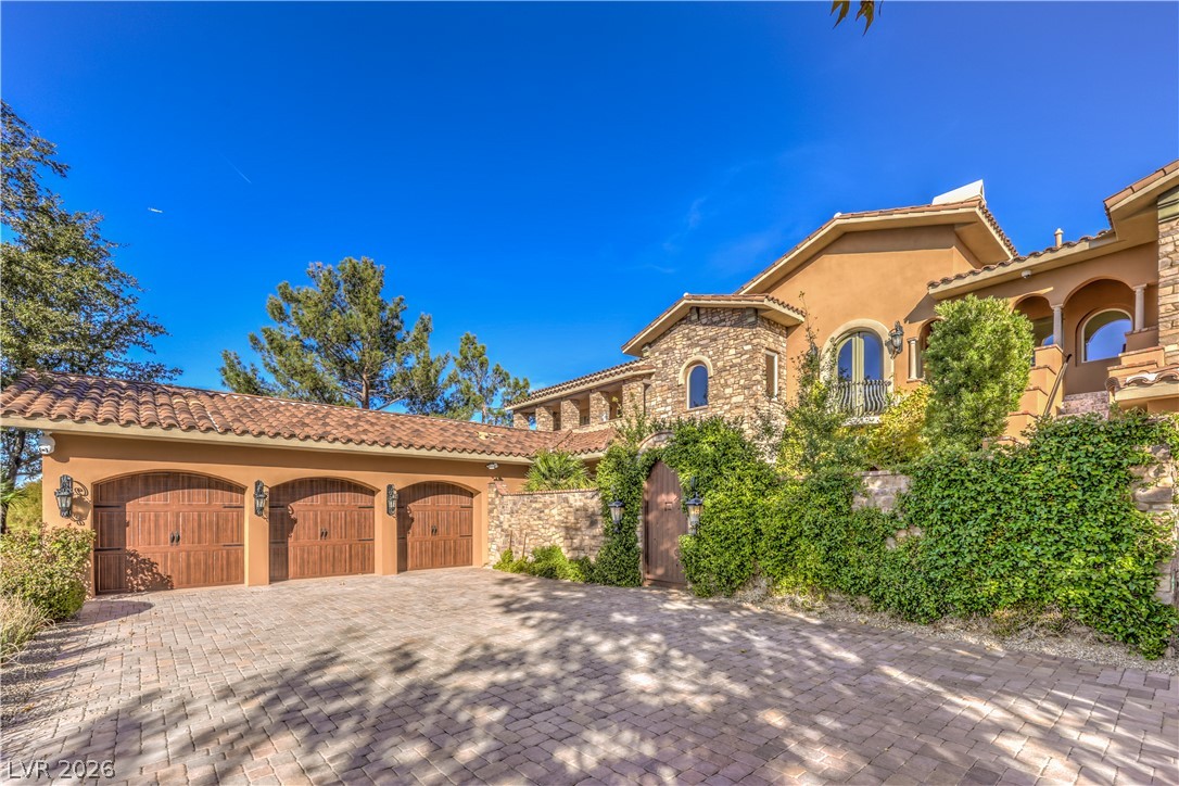 Photo 2 of 16 Anthem Pointe Court