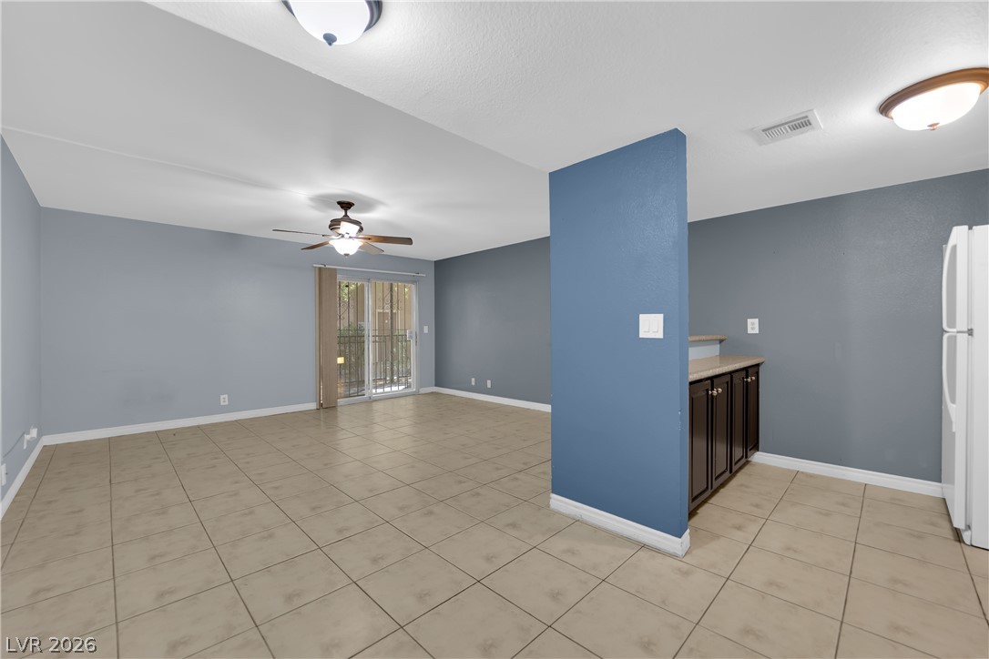 Photo 15 of 31, 5242 River Glen Drive #439