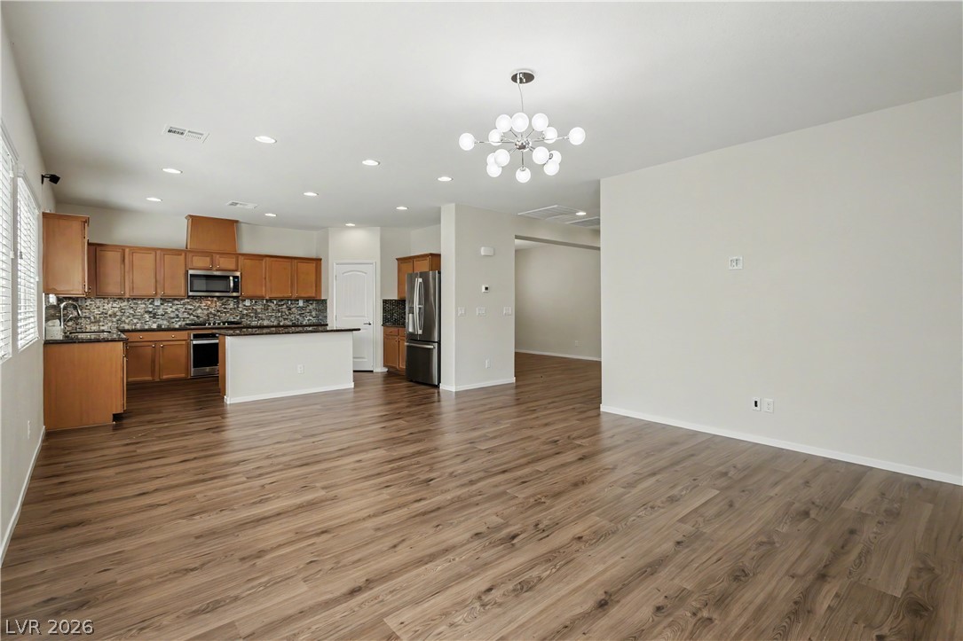 Photo 4 of 7737 W Diablo Drive