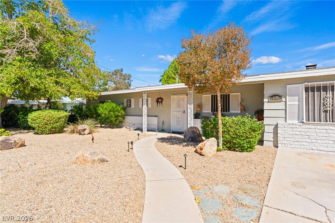 Photo 4 of 1201 Westlund Drive