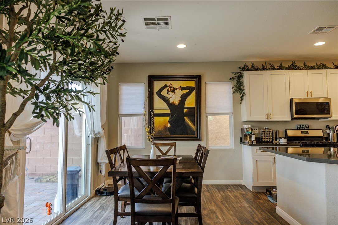 Photo 5 of 6204 Burrell Court