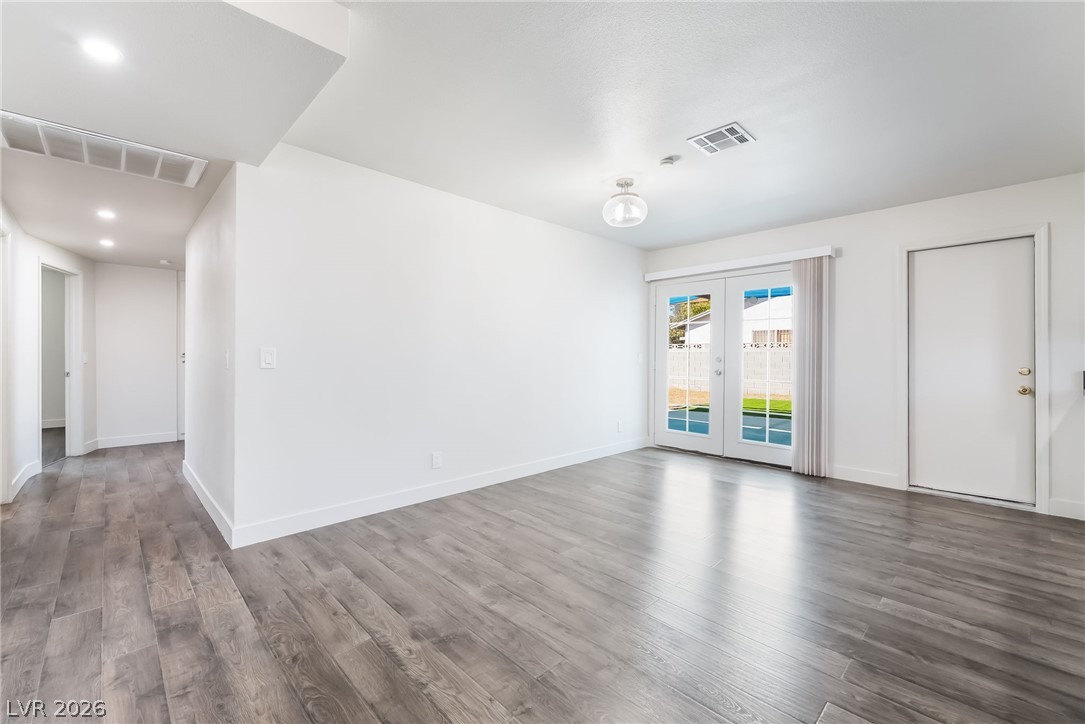 Photo 9 of 29, 3623 E Biela Avenue