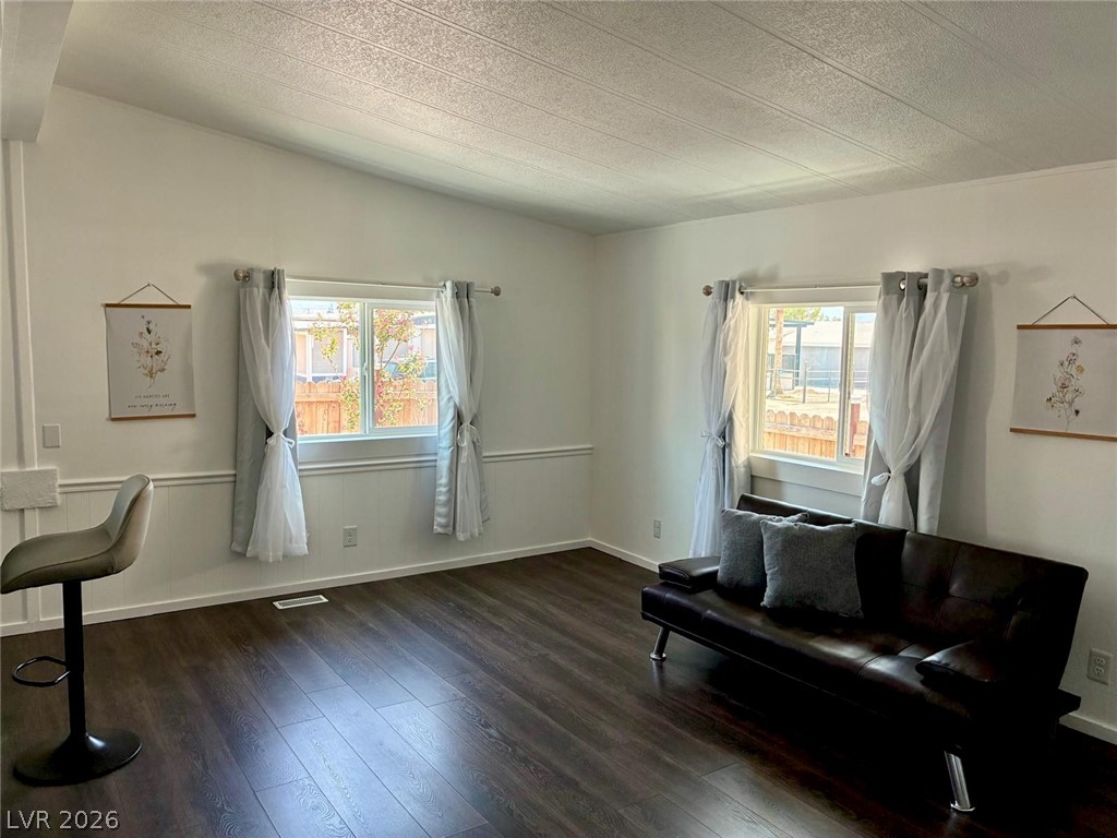 Photo 6 of 21, 70 Steptoe Street