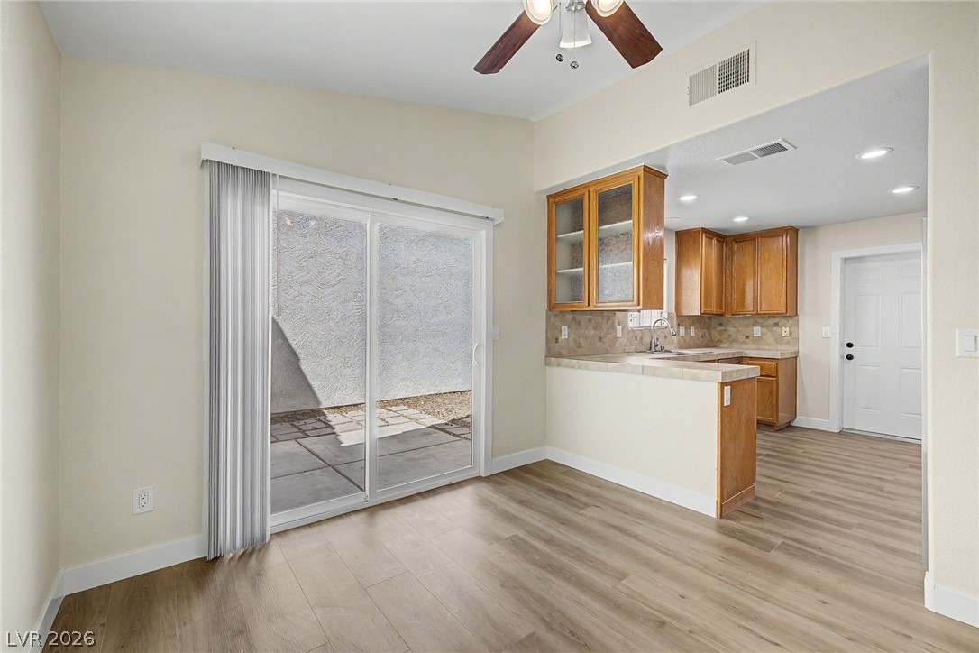 Photo 7 of 26, 5401 Bugle Way #105