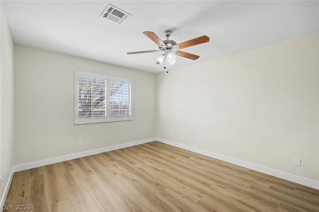 Photo 9 of 26, 5401 Bugle Way #105