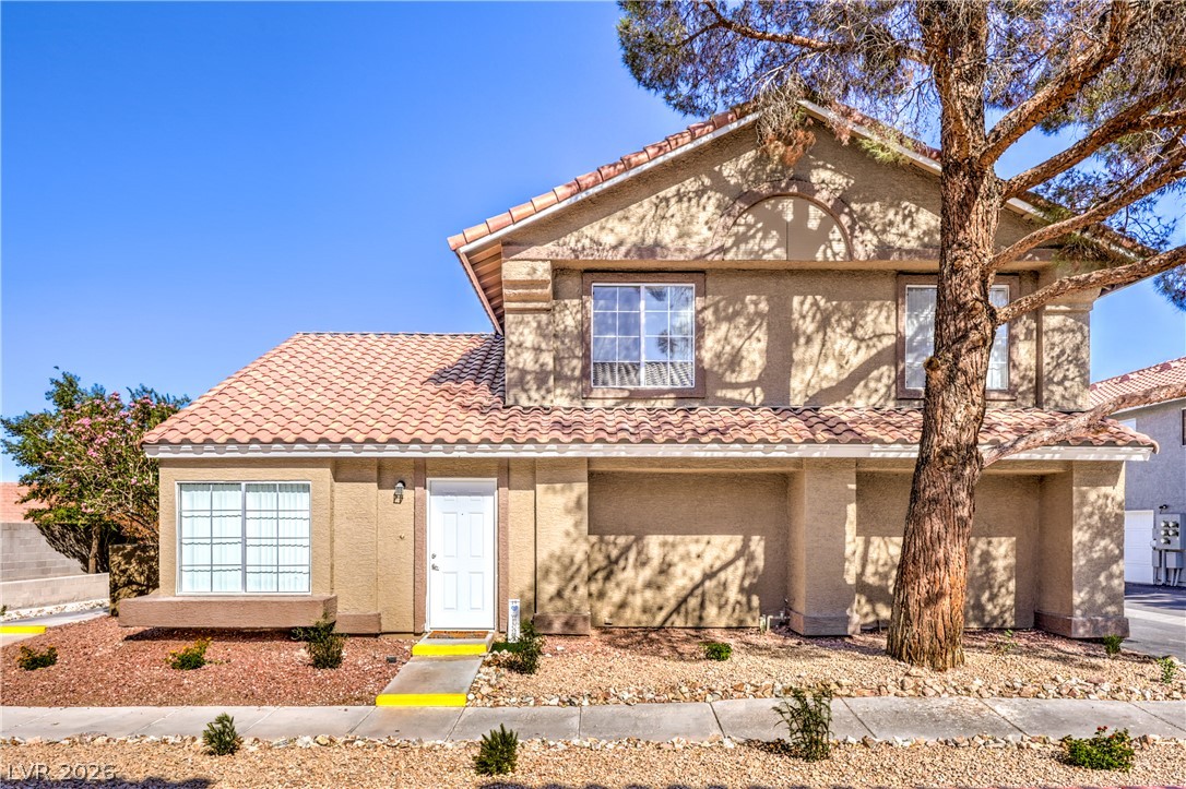 1332 Sunblossom Street, Las Vegas 89128