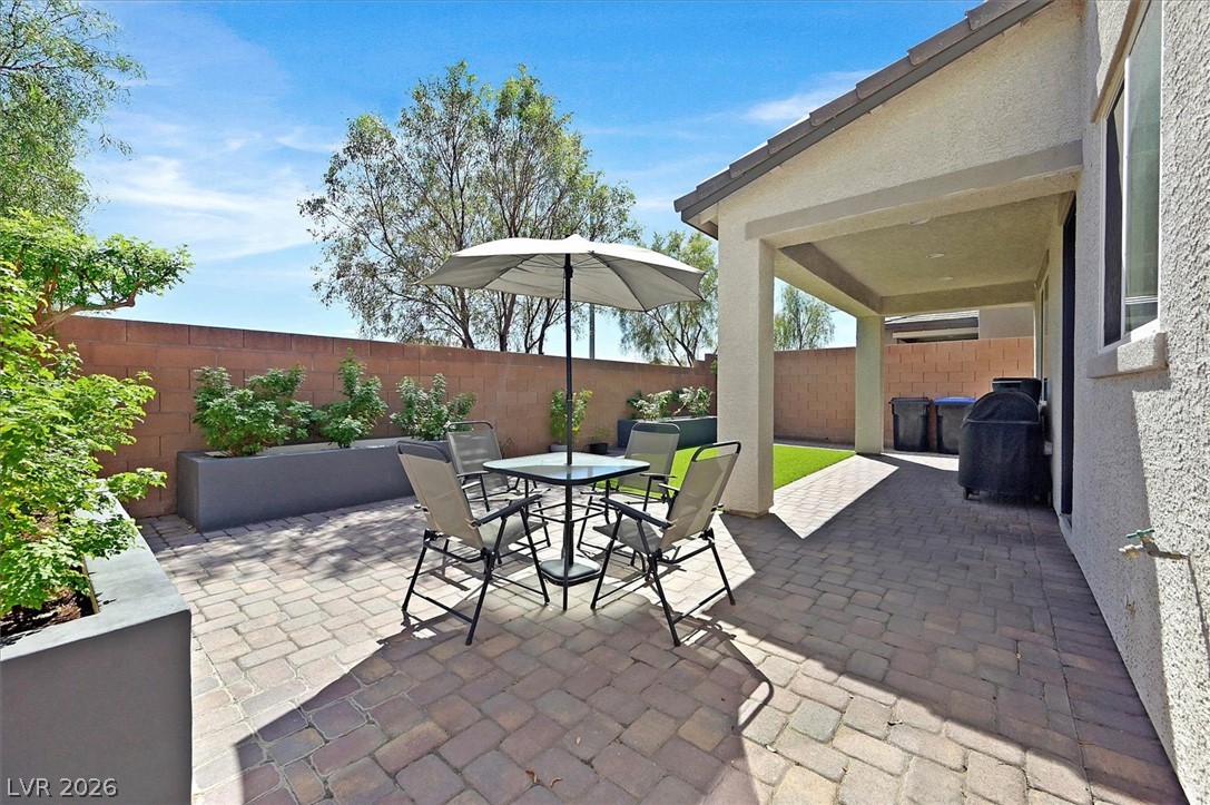 Photo 3 of 8172 Willmann Street