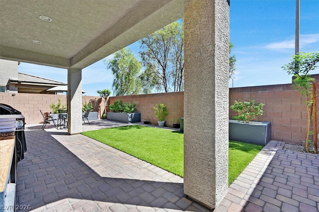 Photo 24 of 26, 8172 Willmann Street