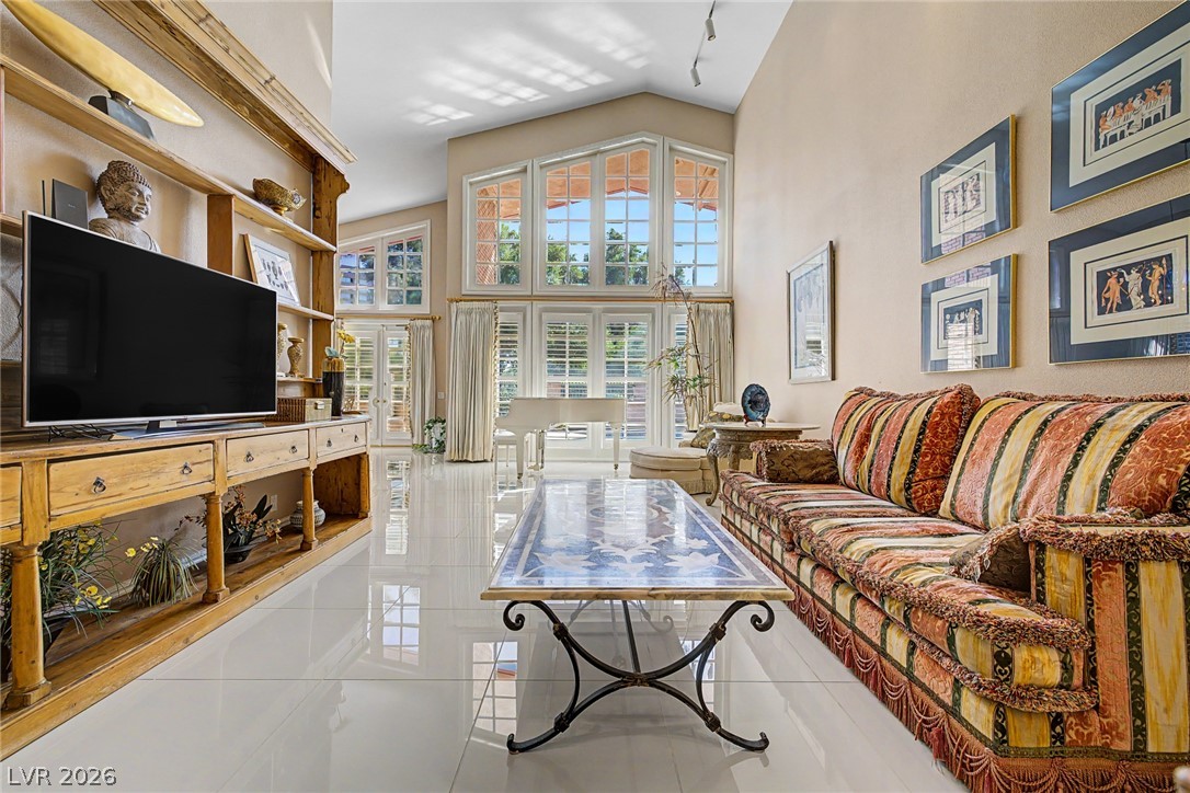 Photo 10 of 77, 1105 Broadmoor Avenue