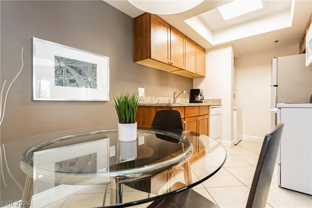 Photo 12 of 34, 4200 S Valley View Boulevard #3091