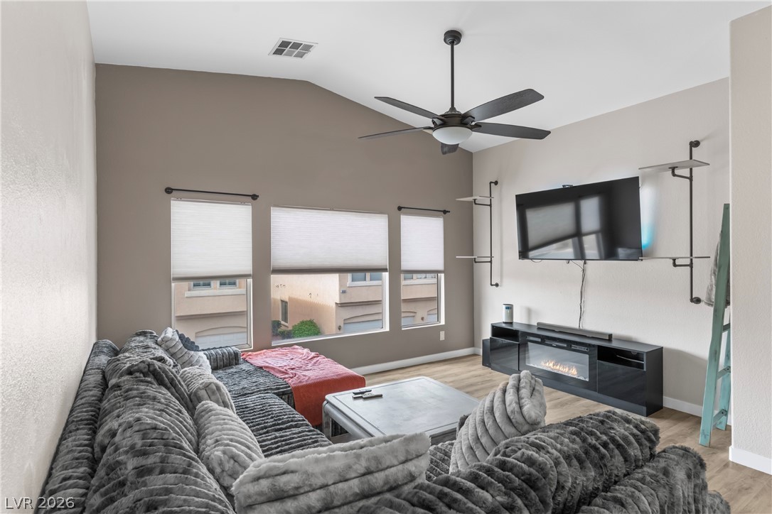 Photo 6 of 34, 1603 Lefty Garcia Way