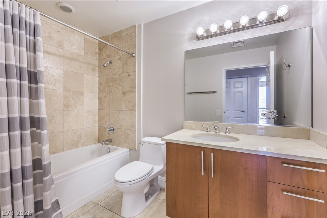 Photo 25 of 35, 200 W Sahara Avenue #1901