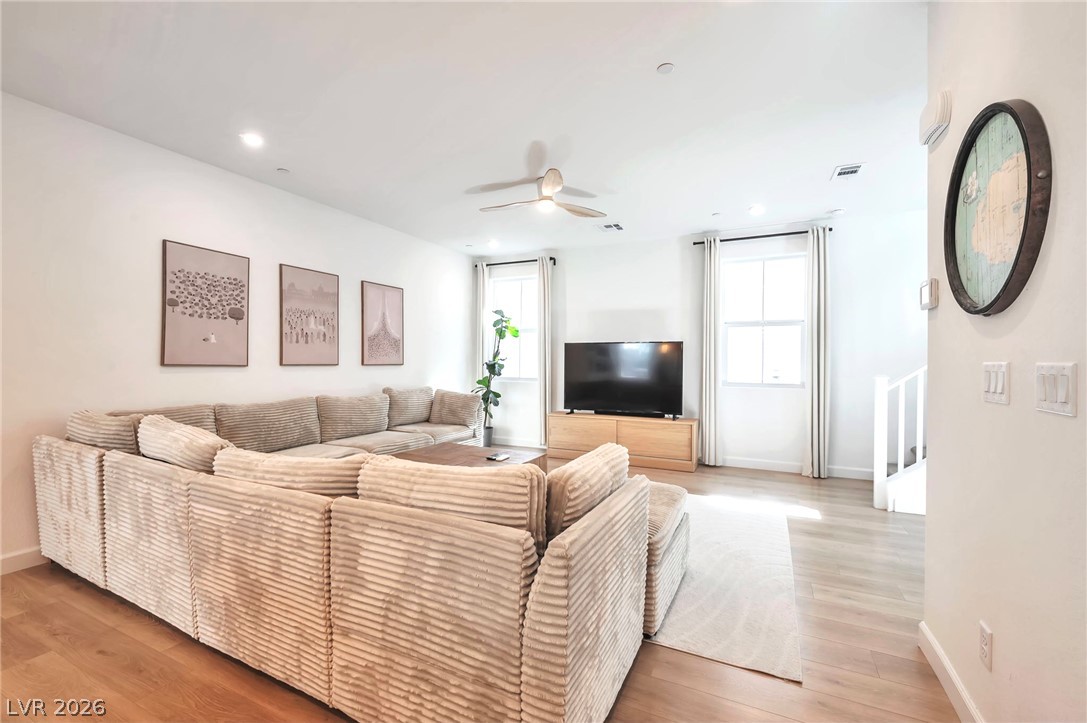 Photo 6 of 28, 1930 Majalis Place