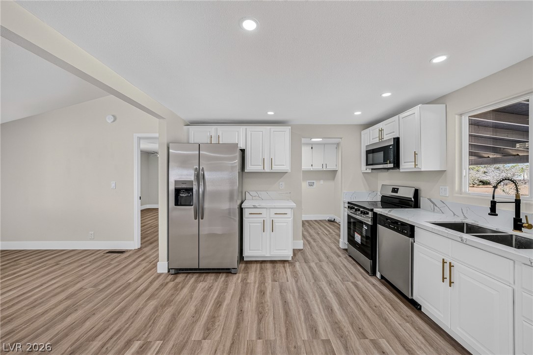 Photo 33 of 52, 1730 Keenan Way