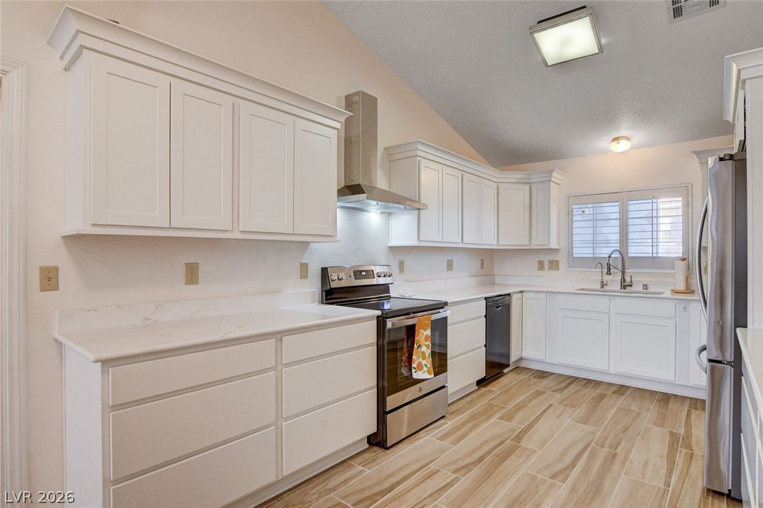 Photo 7 of 48, 1319 Highland Court