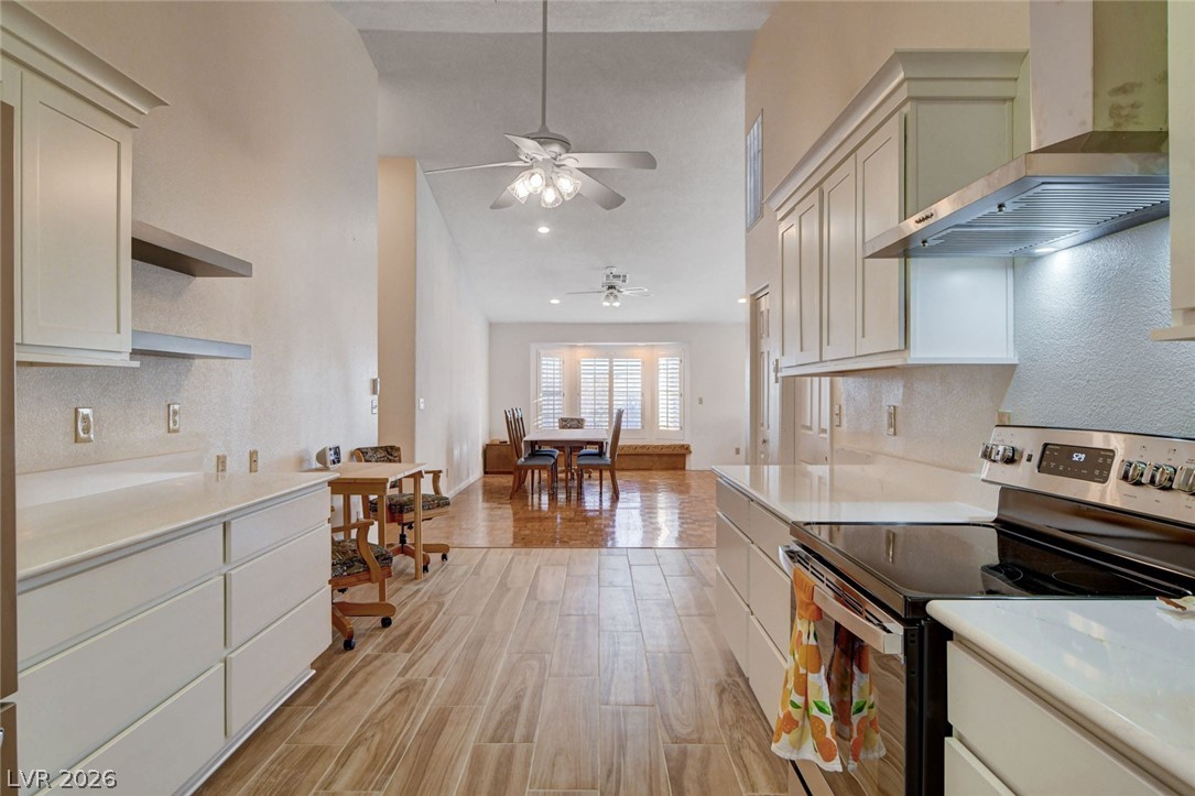 Photo 8 of 48, 1319 Highland Court