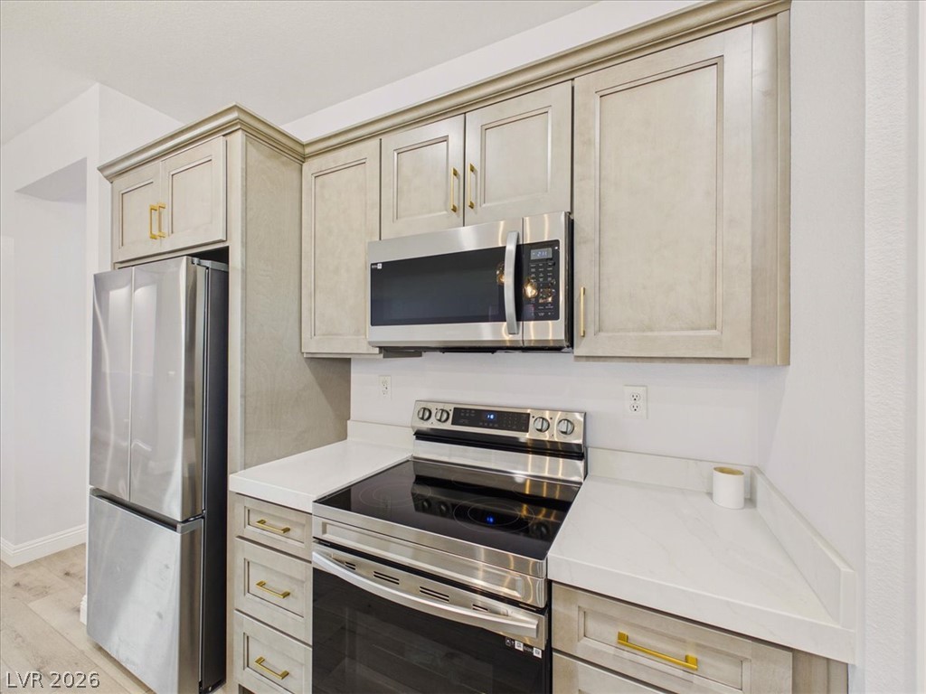 Photo 20 of 91, 6680 S Raintree Court