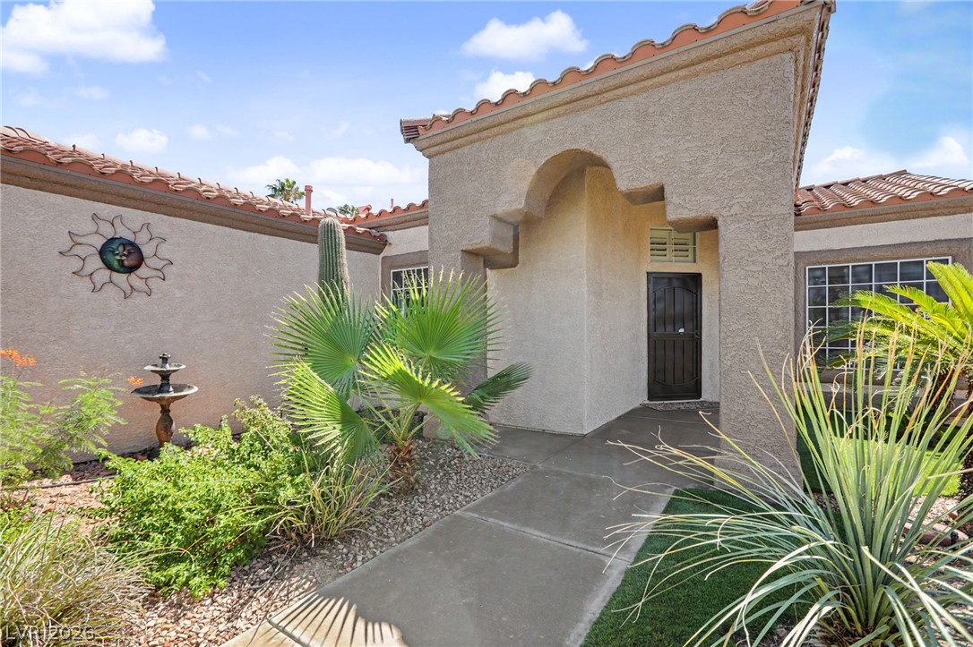 Photo 6 of 39, 405 Breeze Way