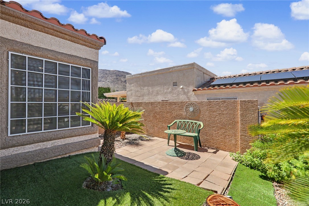 Photo 7 of 39, 405 Breeze Way