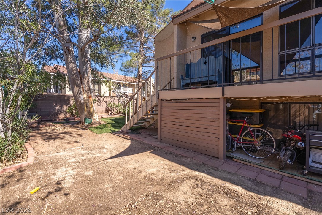 Photo 18 of 35, 1304 Capri Drive #A