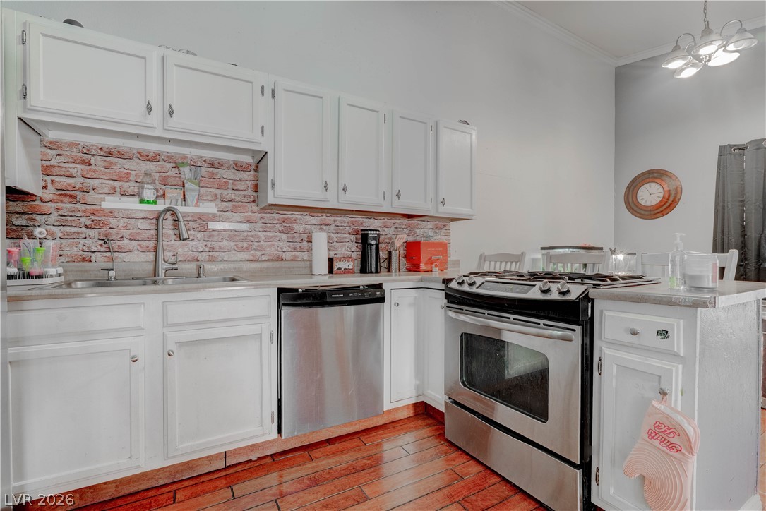 Photo 19 of 35, 1304 Capri Drive #A