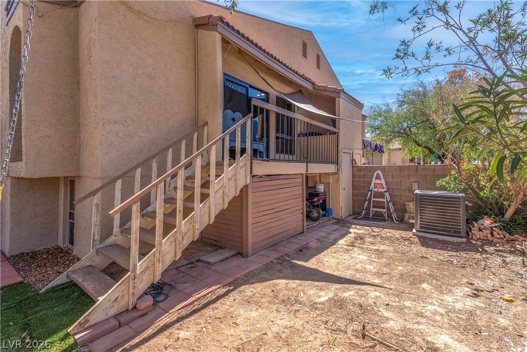 Photo 27 of 35, 1304 Capri Drive #A