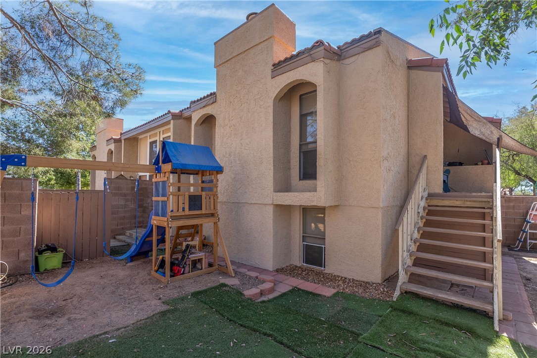Photo 29 of 35, 1304 Capri Drive #A