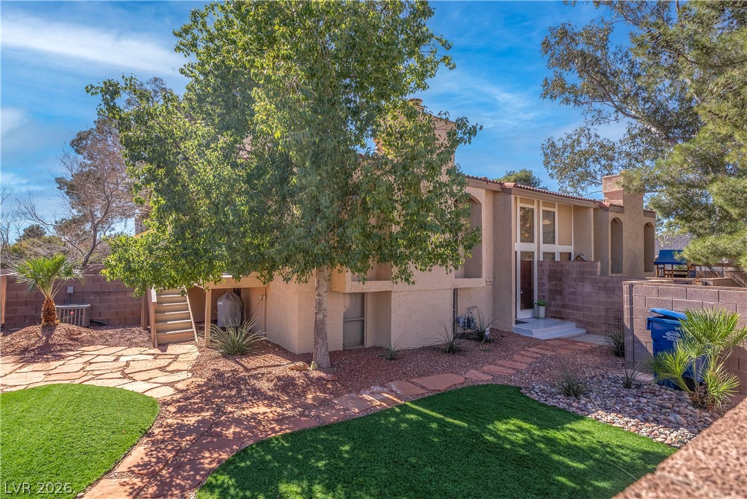 Photo 3 of 1304 Capri Drive #A