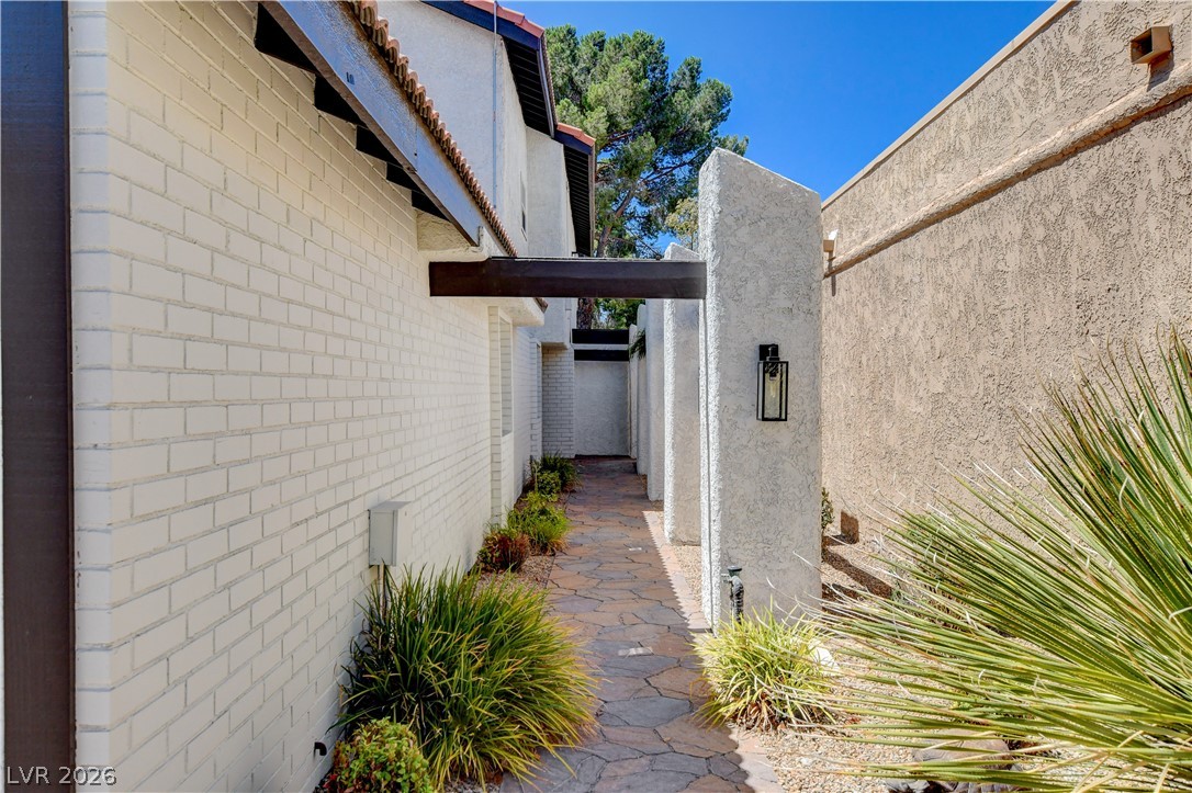 Photo 5 of 3200 Bel Air Drive