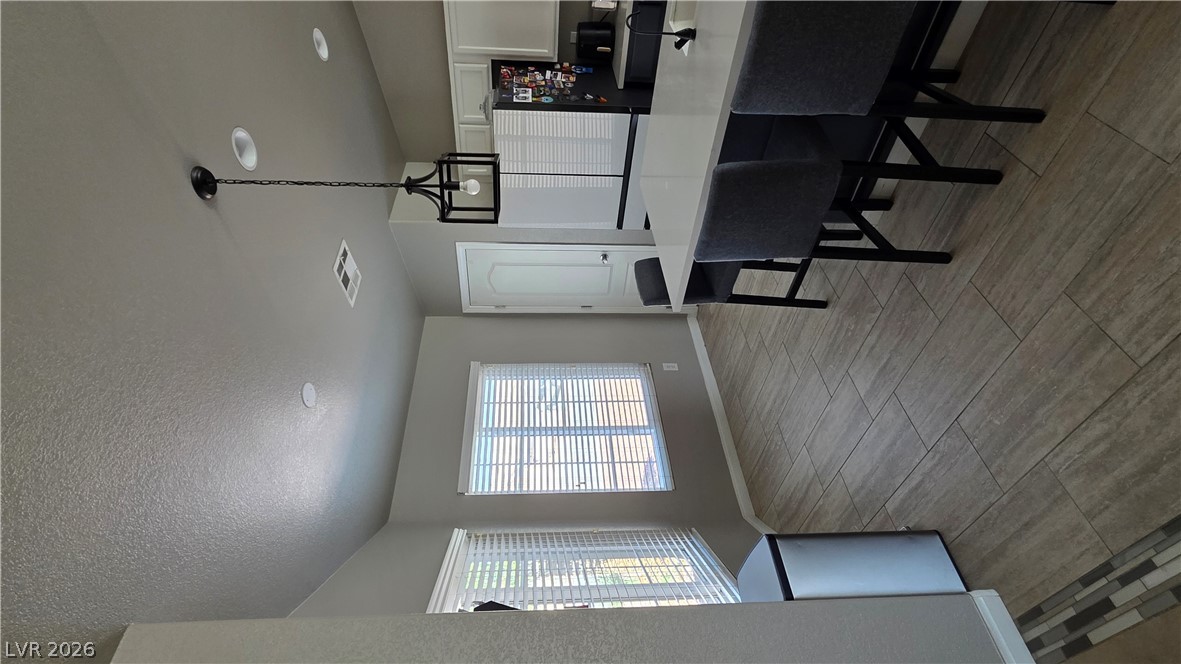 Photo 4 of 1413 Iris Kelly Avenue
