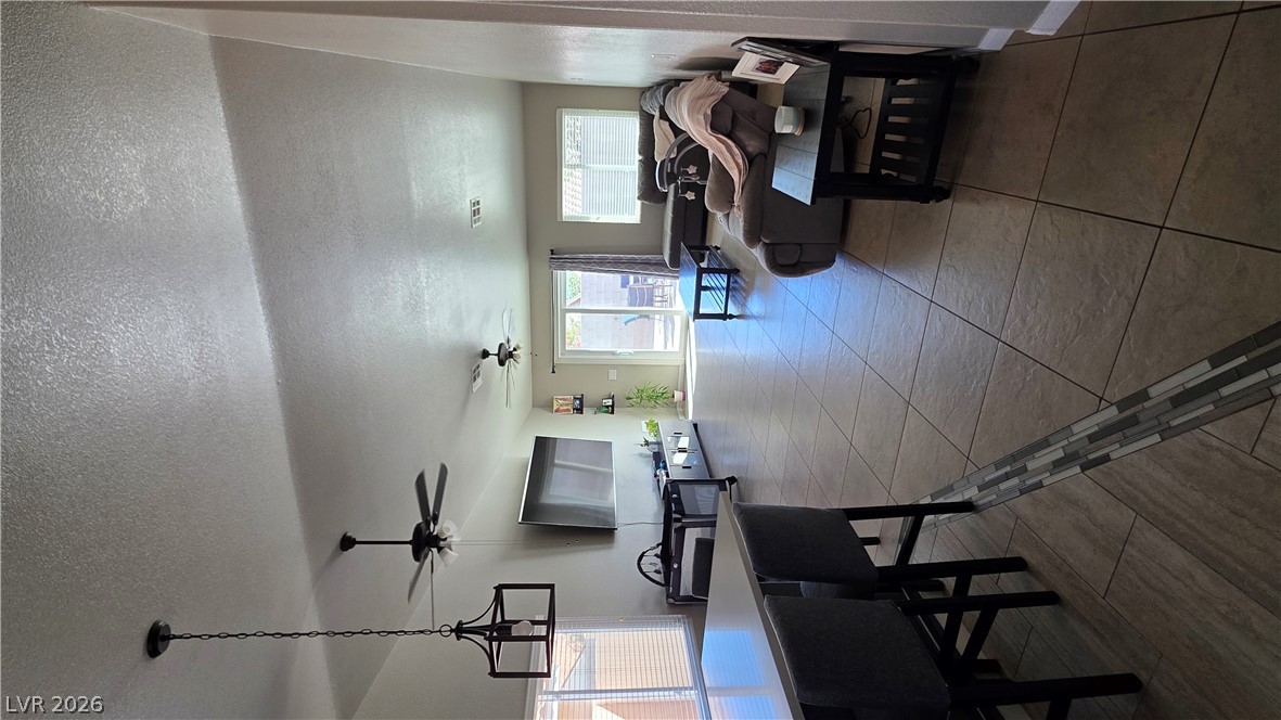 Photo 5 of 1413 Iris Kelly Avenue