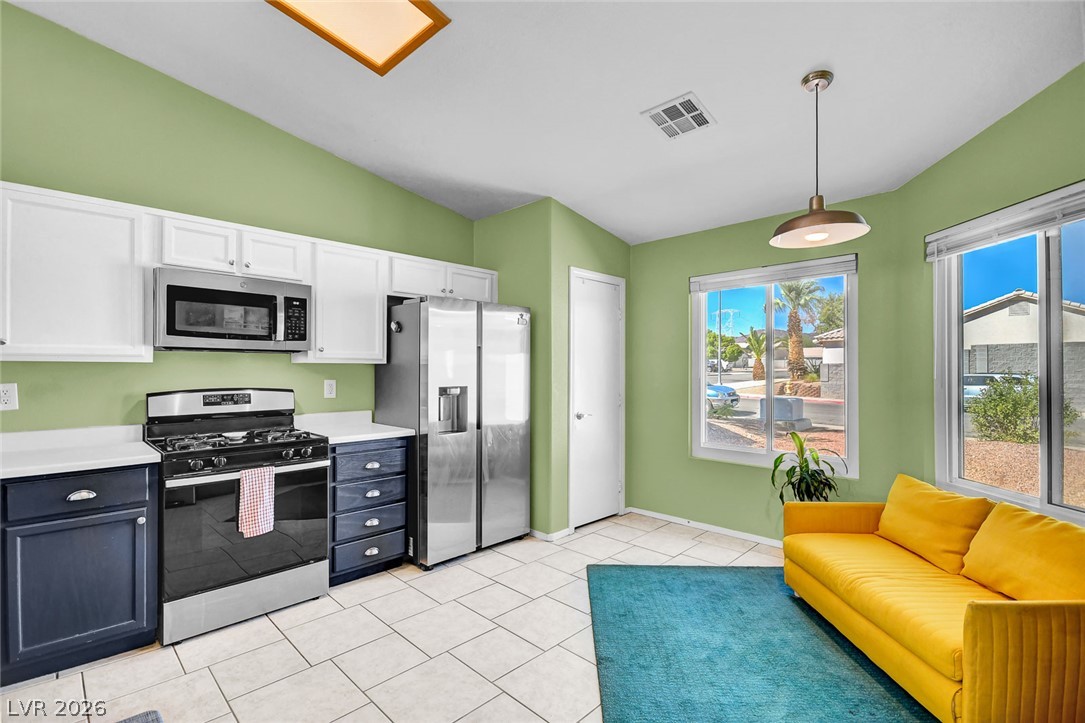 Photo 12 of 44, 536 Sol De Sandia Street
