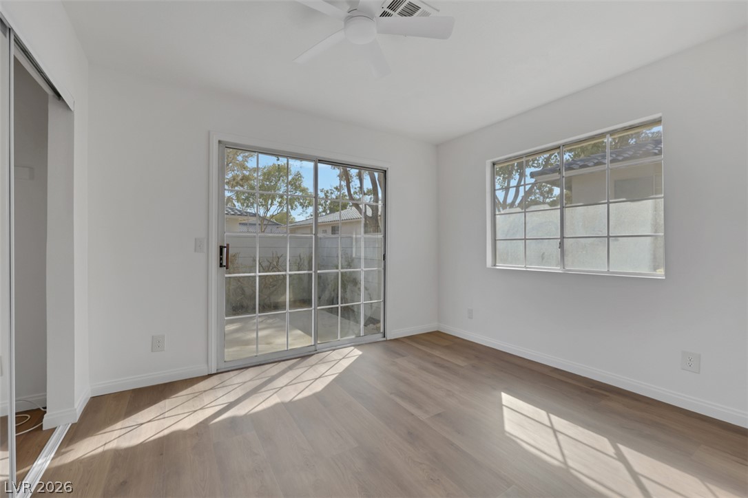 Photo 18 of 30, 2137 Petersham Court #C