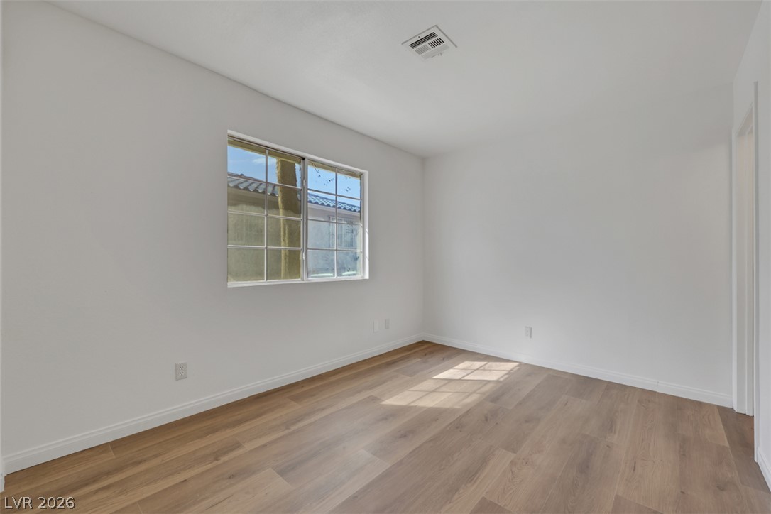 Photo 22 of 30, 2137 Petersham Court #C