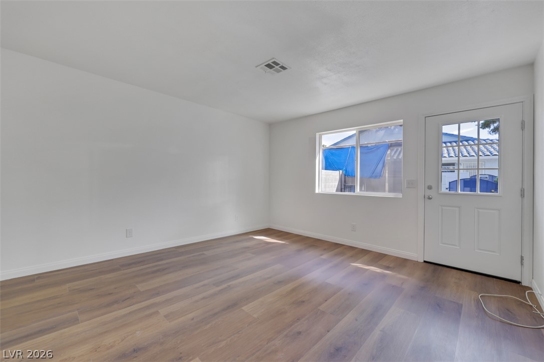 Photo 5 of 2137 Petersham Court #C