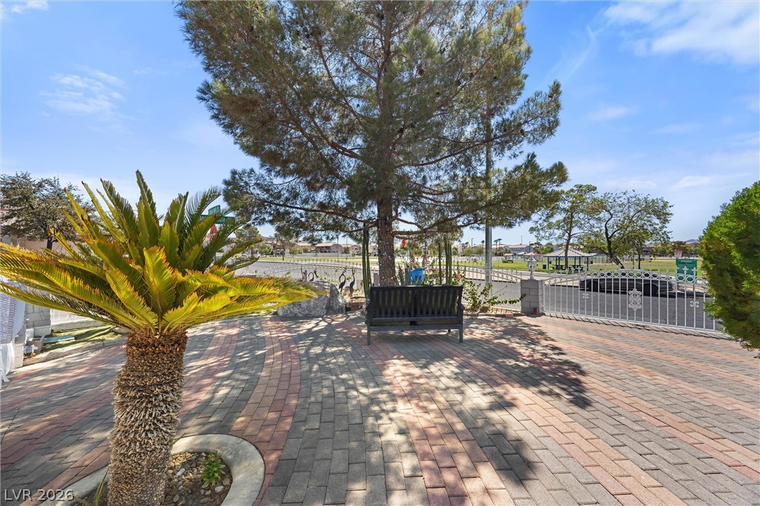 Photo 6 of 38, 1691 Tangerine Rose Drive