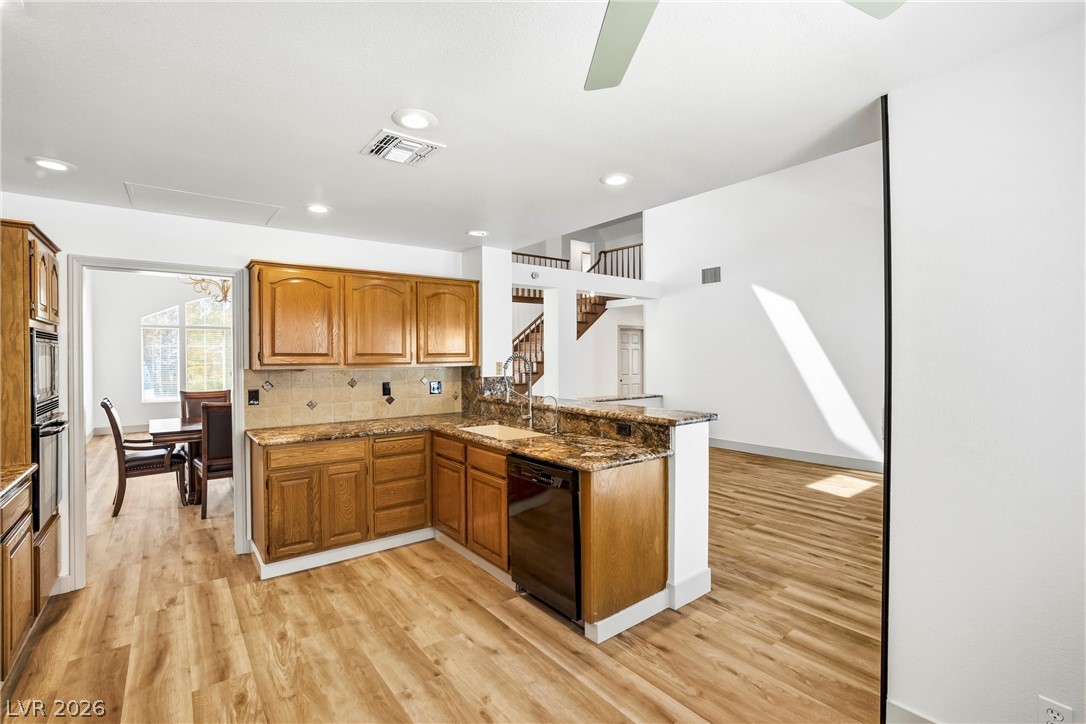 Photo 8 of 51, 9728 Stellar View Avenue