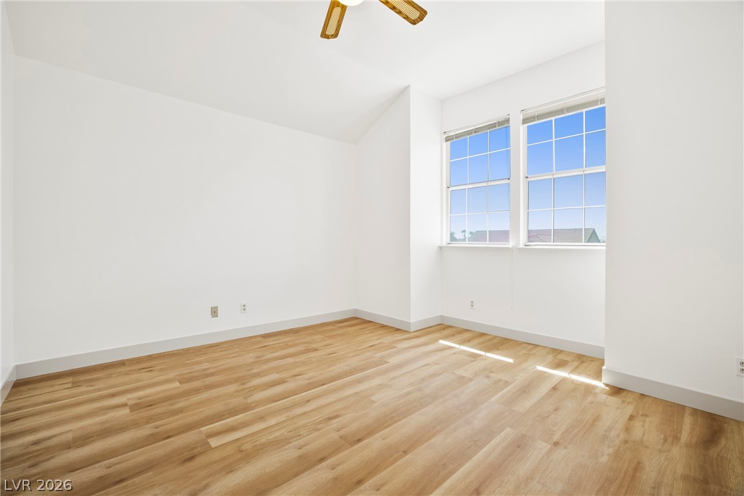 Photo 33 of 51, 9728 Stellar View Avenue