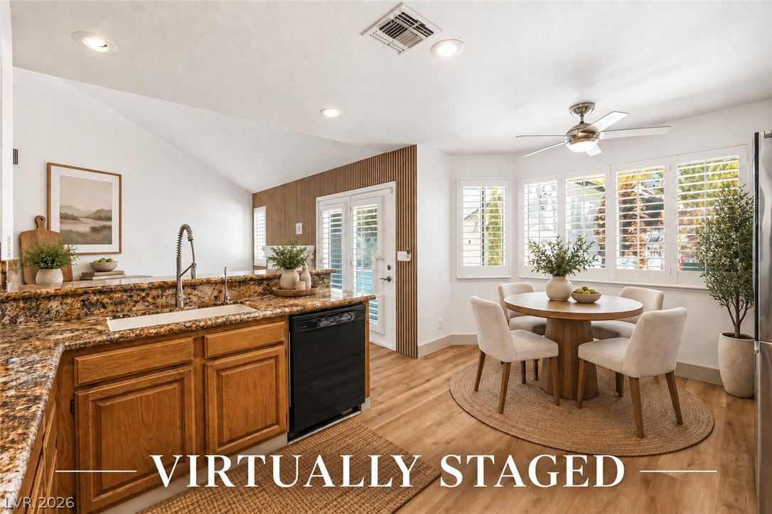 Photo 10 of 51, 9728 Stellar View Avenue
