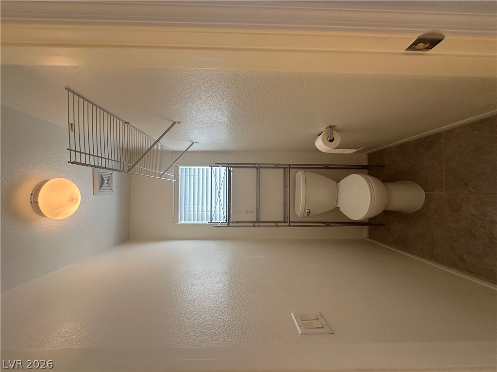 Photo 31 of 39, 9761 Plane Tree Court