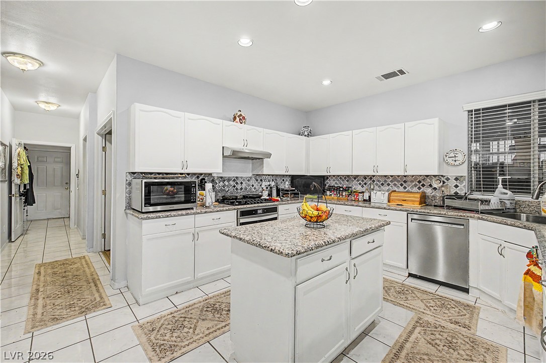 Photo 6 of 48, 7741 Crenshaw Way