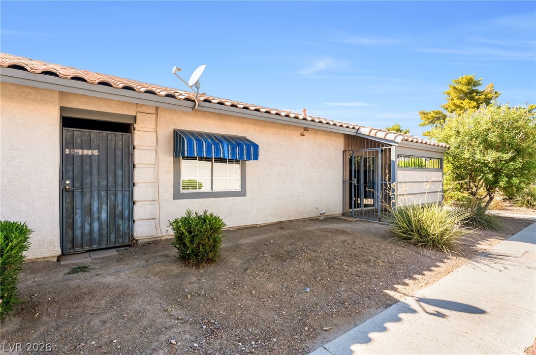 Photo 33 of 35, 213 N Lamb Boulevard #E
