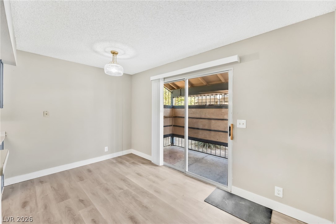 Photo 11 of 35, 213 N Lamb Boulevard #E