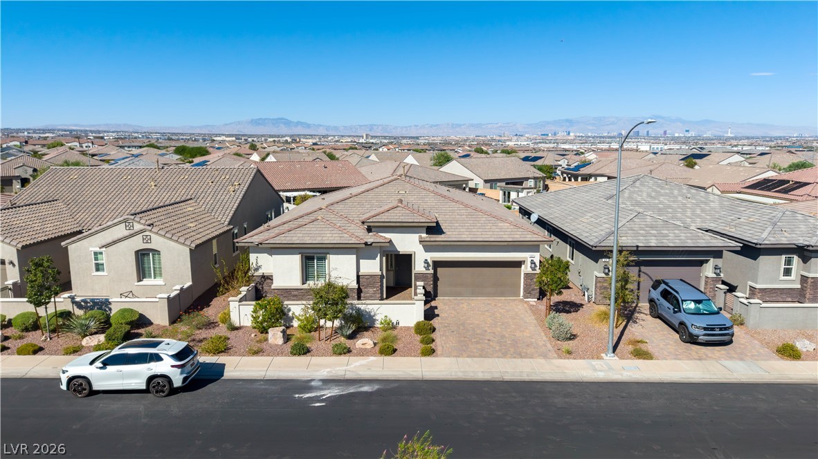 Photo 31 of 42, 617 Comodo Street