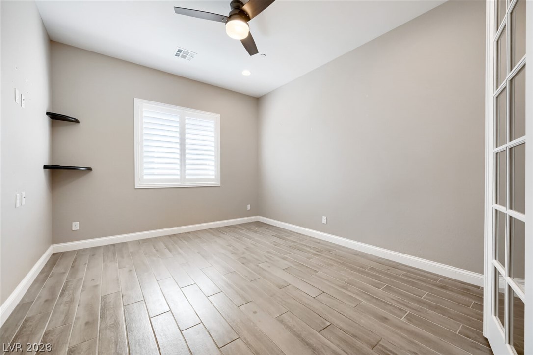 Photo 6 of 42, 617 Comodo Street