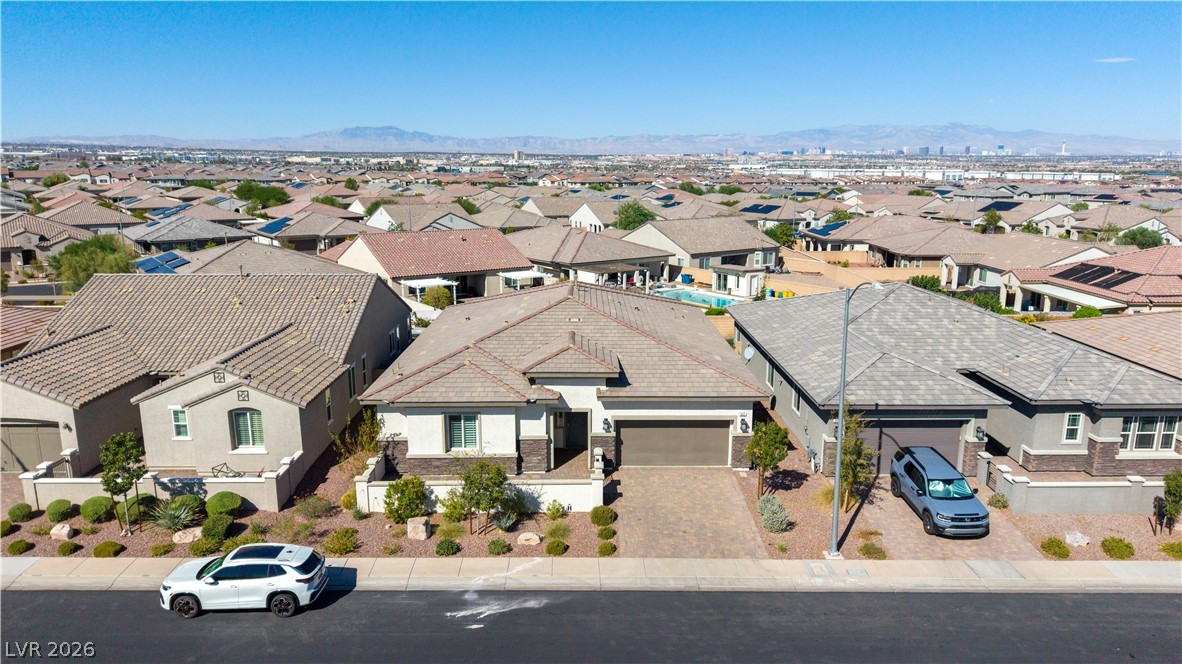 Photo 32 of 42, 617 Comodo Street