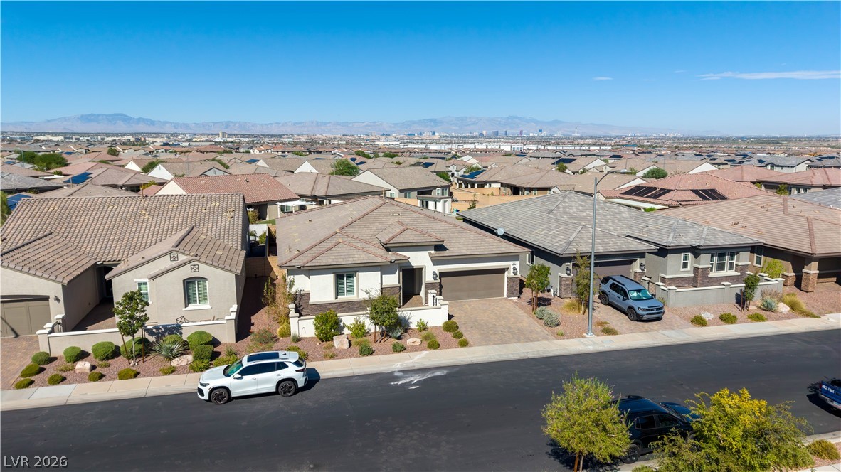 Photo 34 of 42, 617 Comodo Street