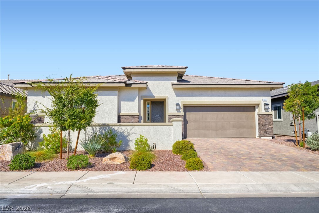 Photo 2 of 617 Comodo Street