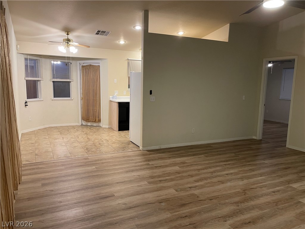 Photo 9 of 28, 7572 Durham Hall Avenue #201