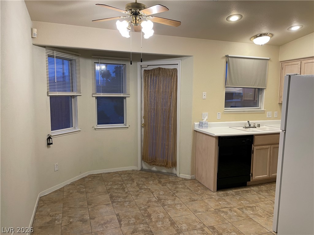 Photo 11 of 28, 7572 Durham Hall Avenue #201